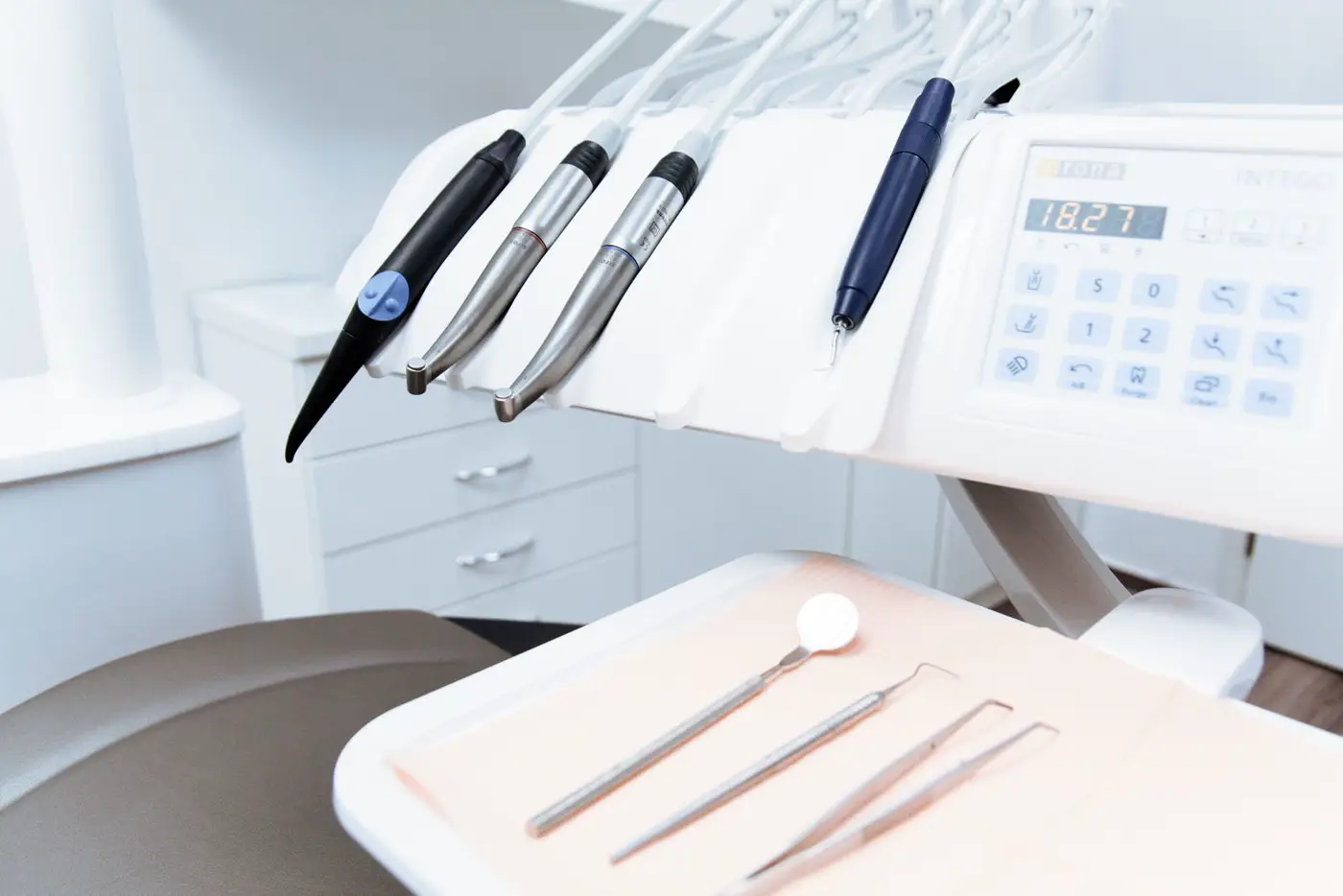 Dental tool set
